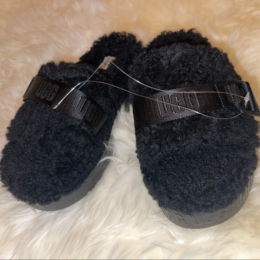 UGG Women’s Fluffita Slipper Sandals, Black - Picture 8 of 10